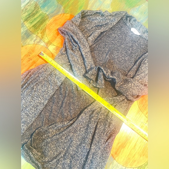 Prospect BLVD Womens Gray Black Sweater Cardigan Small Lightweight Open. - Picture 5 of 6